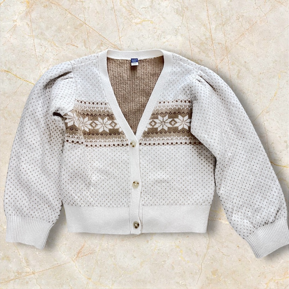 Old Navy Women’s Cream Winter Theme Cardigan Sweater. Size XL (14-16)